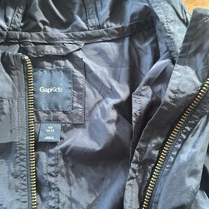 Gap girl jacket size 4-5